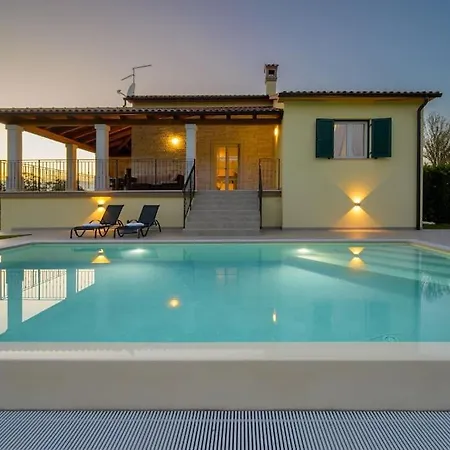 Kiara By Istrialux Villa Ladici